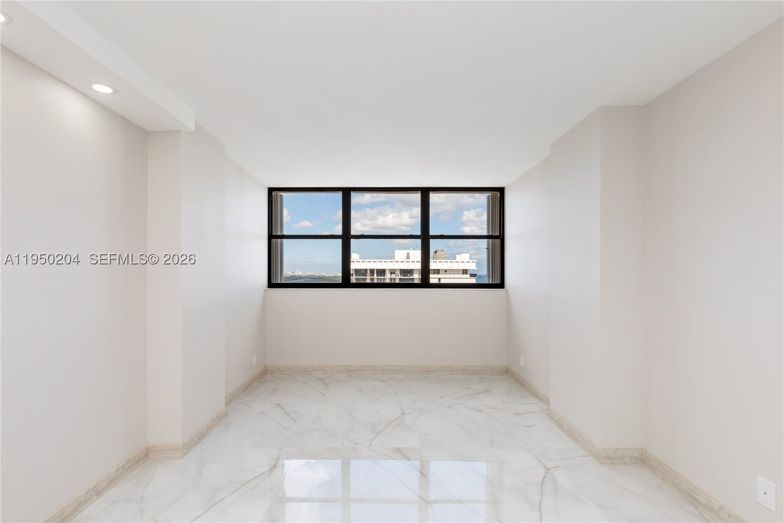 Real estate property located at 2401 Ocean Dr PH-A4, Broward, Britannia At Quadomain Co, Hollywood, FL