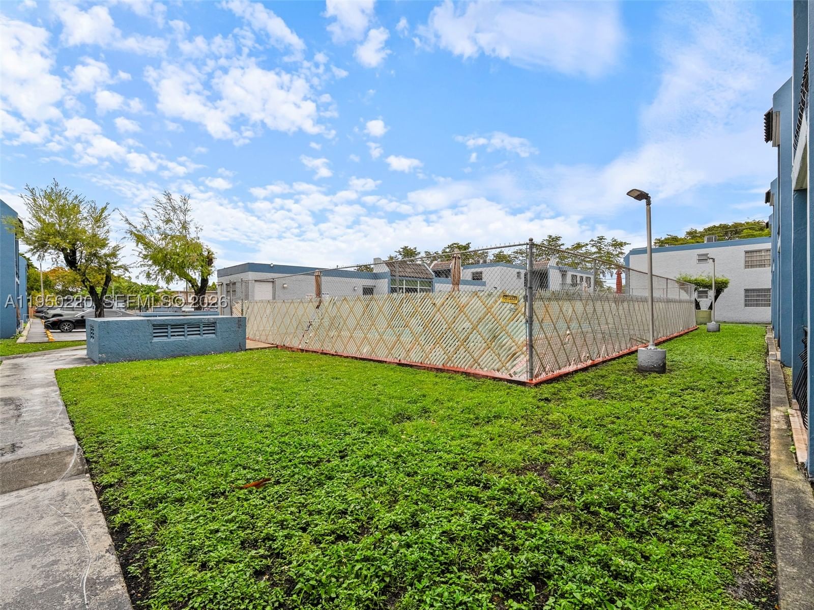 Real estate property located at 3001 2nd St #209C, Miami-dade, Flagler Plaza Condo, Miami, FL