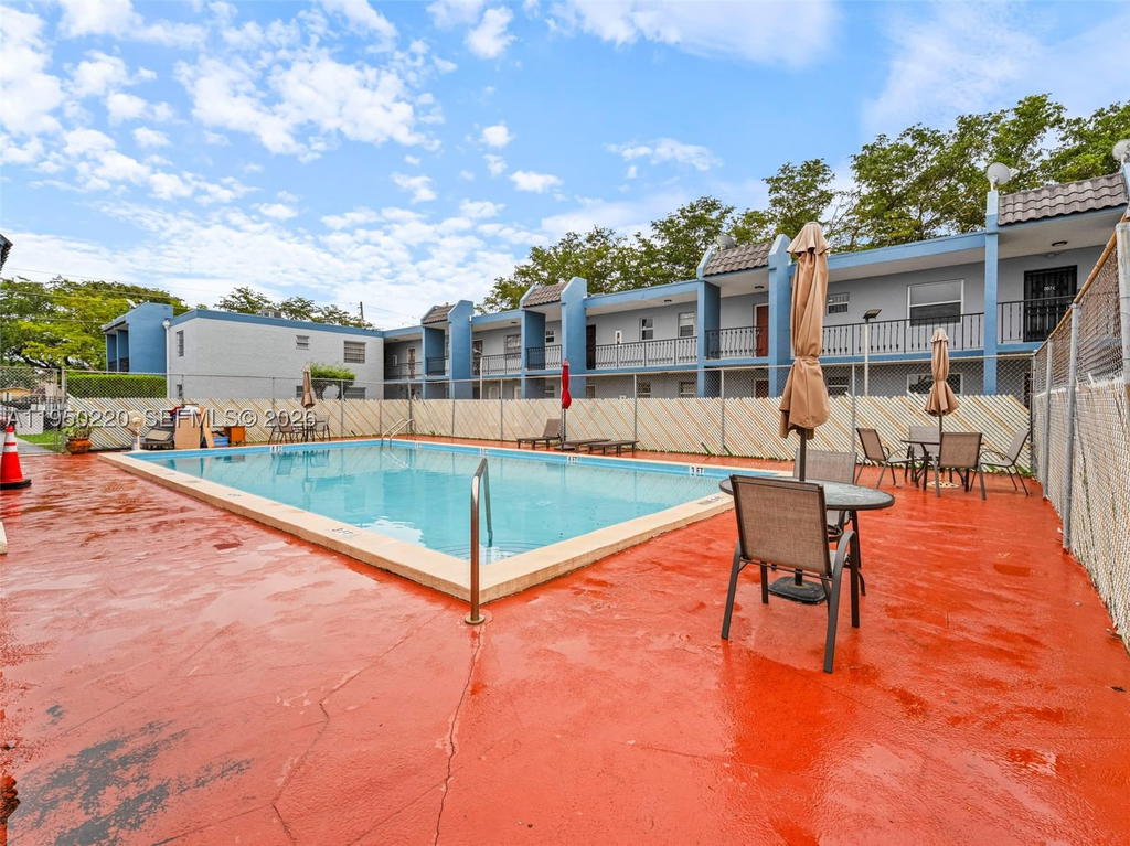 Real estate property located at 3001 2nd St #209C, Miami-dade, Flagler Plaza Condo, Miami, FL