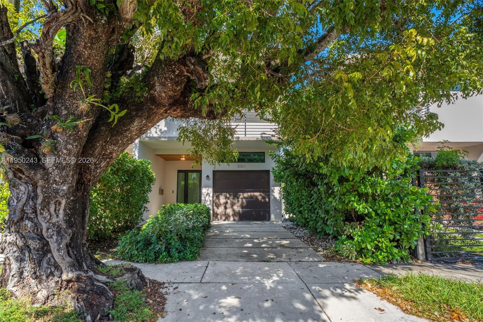 Real estate property located at 3061 21st Ter #3061, Miami-dade, 3061-3063 Condo, Miami, FL