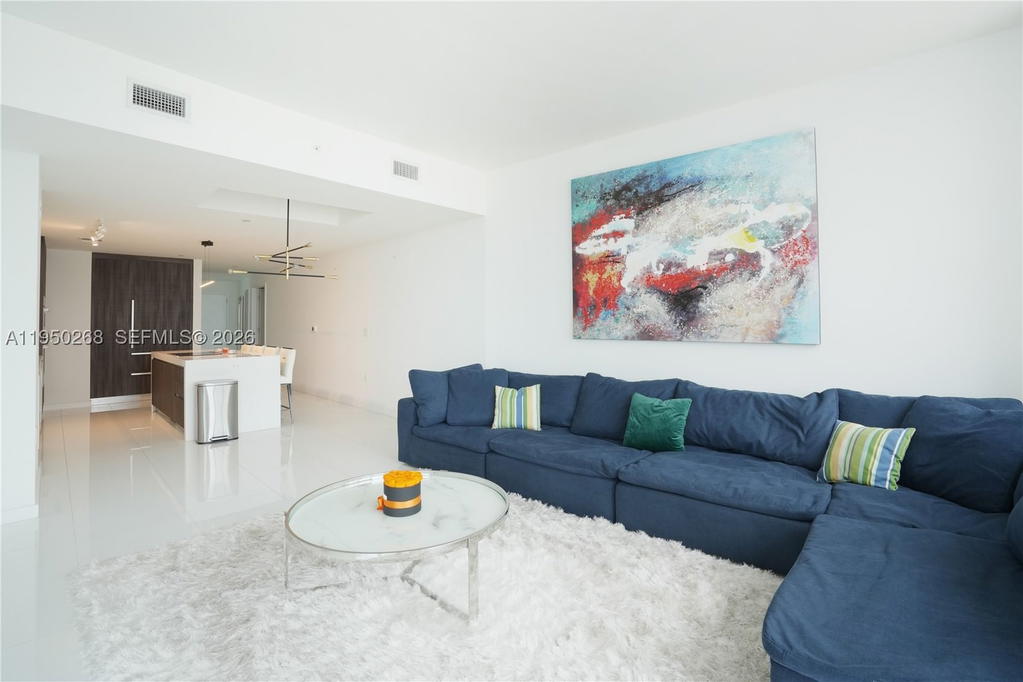 Real estate property located at 851 1st Ave #2101, Miami-dade, Paramount Miami Worldcent, Miami, FL