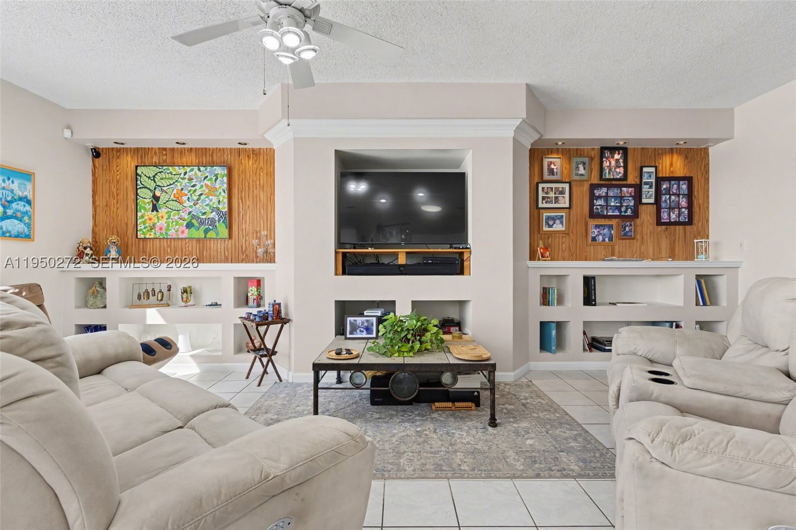 Real estate property located at 15842 10th St, Broward, Towngate, Pembroke Pines, FL