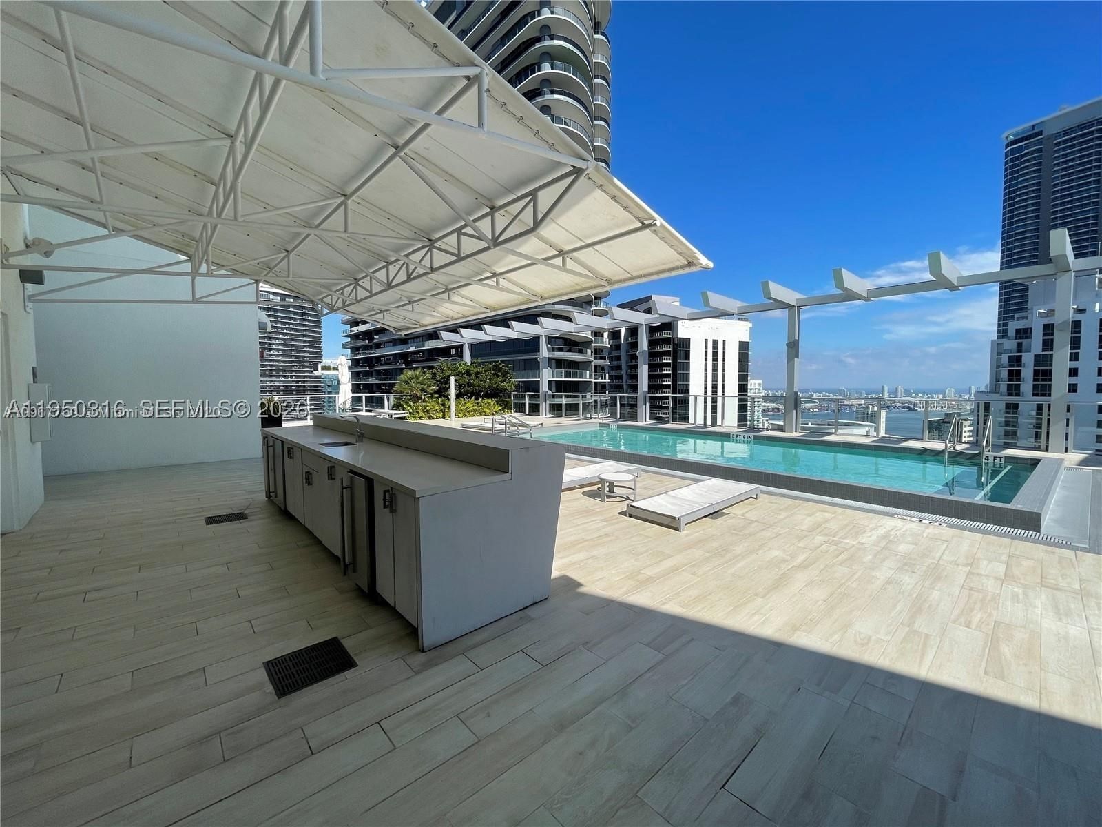 Real estate property located at 1100 Miami Ave #2811, Miami-dade, 1100 Millecento Residence, Miami, FL