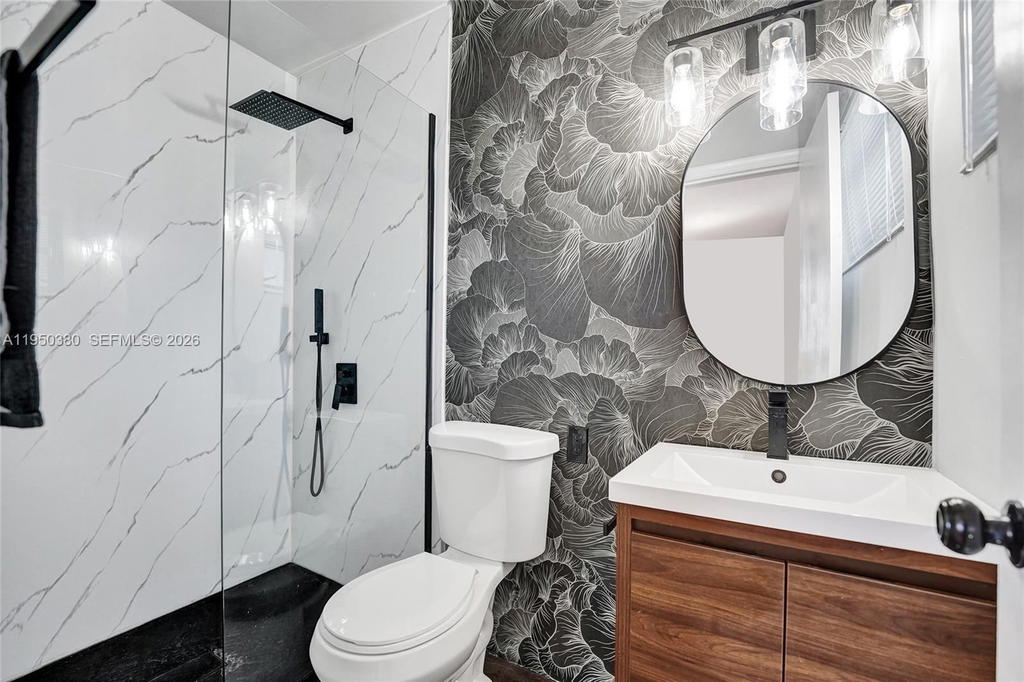 Real estate property located at 7601 Farragut St, Broward, Driftwood Estates No 9 Am, Hollywood, FL