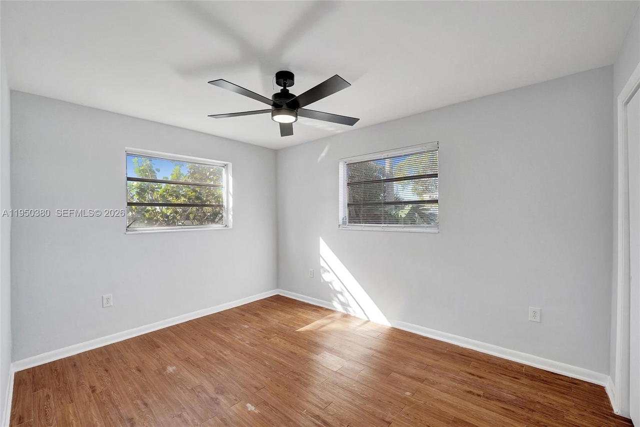 Real estate property located at 7601 Farragut St, Broward, Driftwood Estates No 9 Am, Hollywood, FL