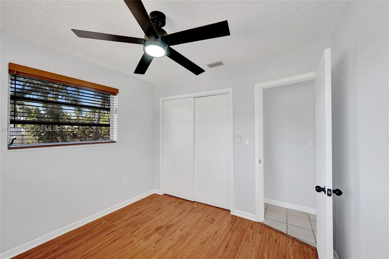 Real estate property located at 7601 Farragut St, Broward, Driftwood Estates No 9 Am, Hollywood, FL