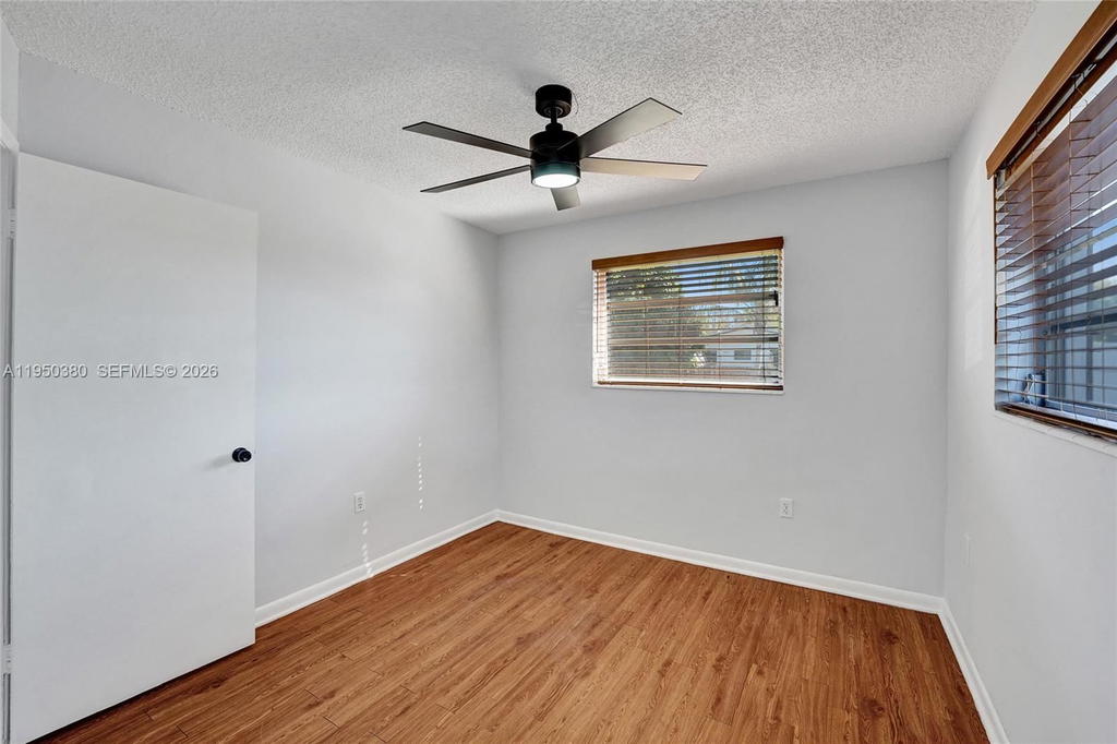 Real estate property located at 7601 Farragut St, Broward, Driftwood Estates No 9 Am, Hollywood, FL