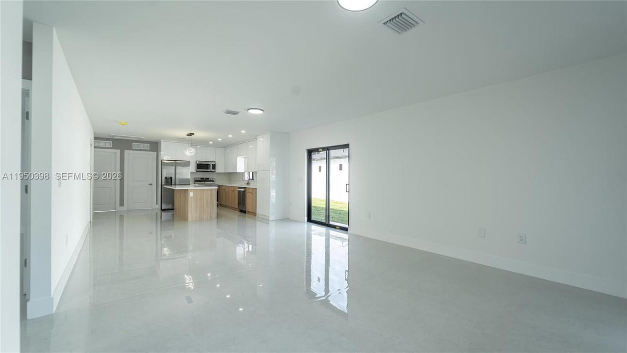 Real estate property located at 22880 122nd PL, Miami-dade, Silver Palm Park, Miami, FL