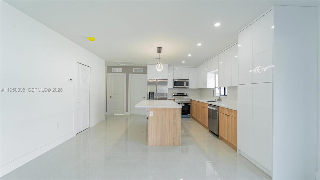 Real estate property located at 22880 122nd PL, Miami-dade, Silver Palm Park, Miami, FL