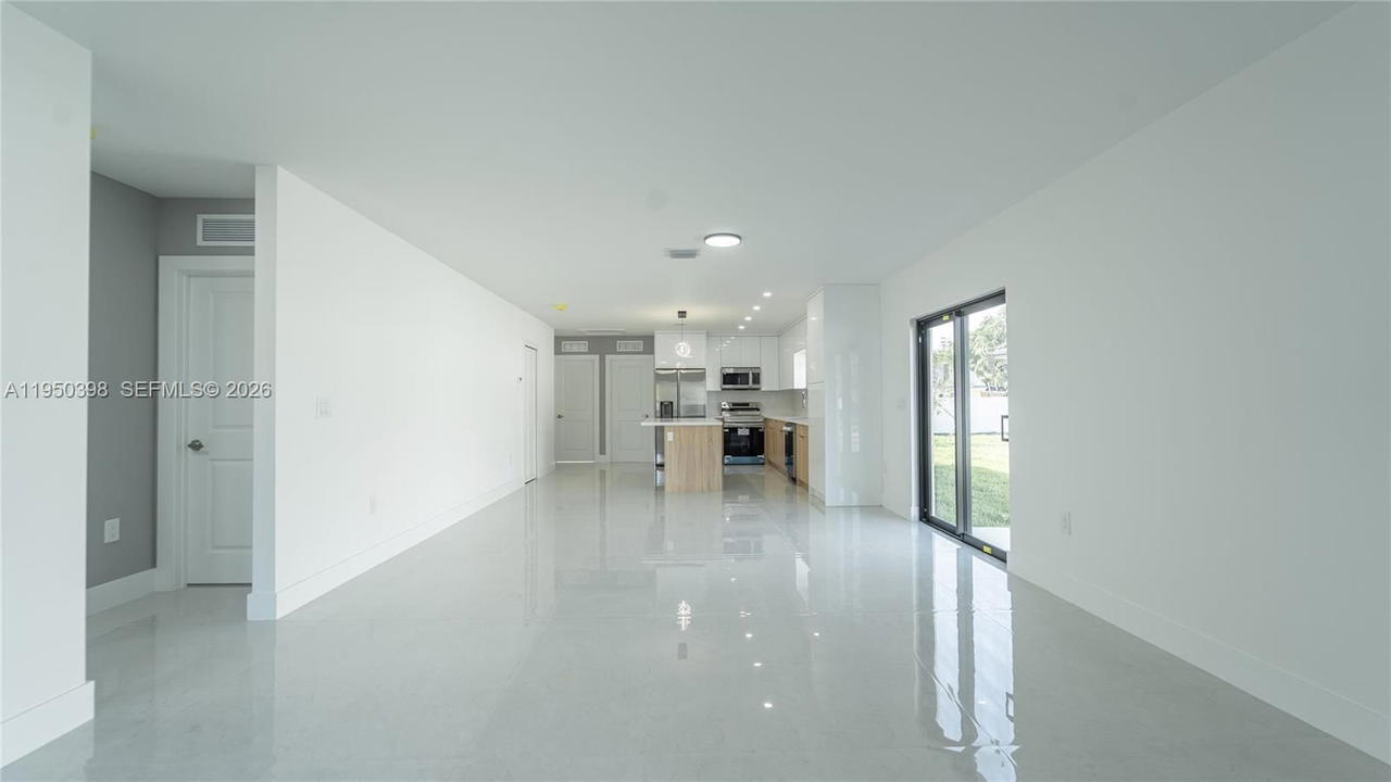 Real estate property located at 22880 122nd PL, Miami-dade, Silver Palm Park, Miami, FL