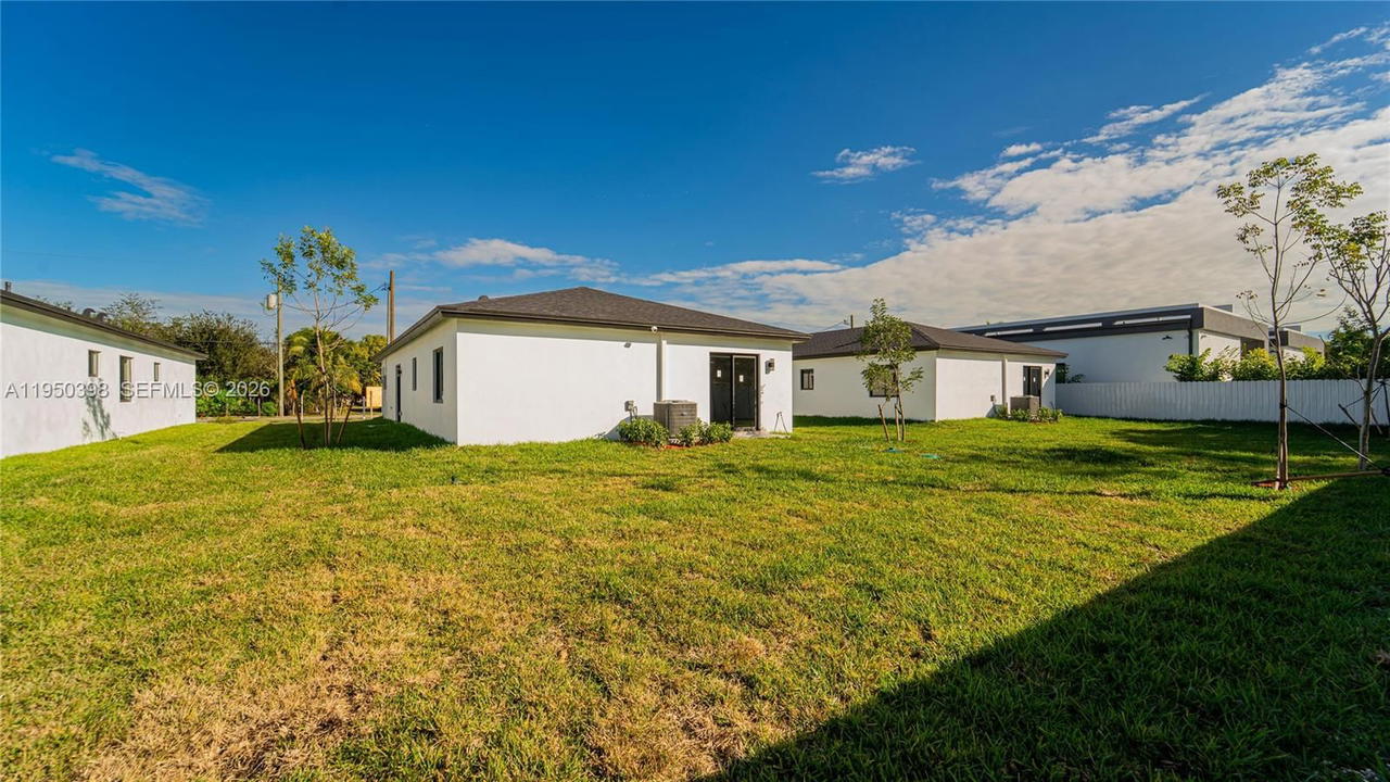 Real estate property located at 22880 122nd PL, Miami-dade, Silver Palm Park, Miami, FL