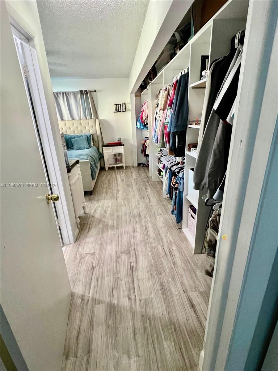 Real estate property located at 10625 30th Pl #1, Broward, Country Squire Townhomes, Sunrise, FL