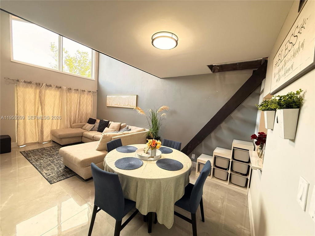 Real estate property located at 10625 30th Pl #1, Broward, Country Squire Townhomes, Sunrise, FL
