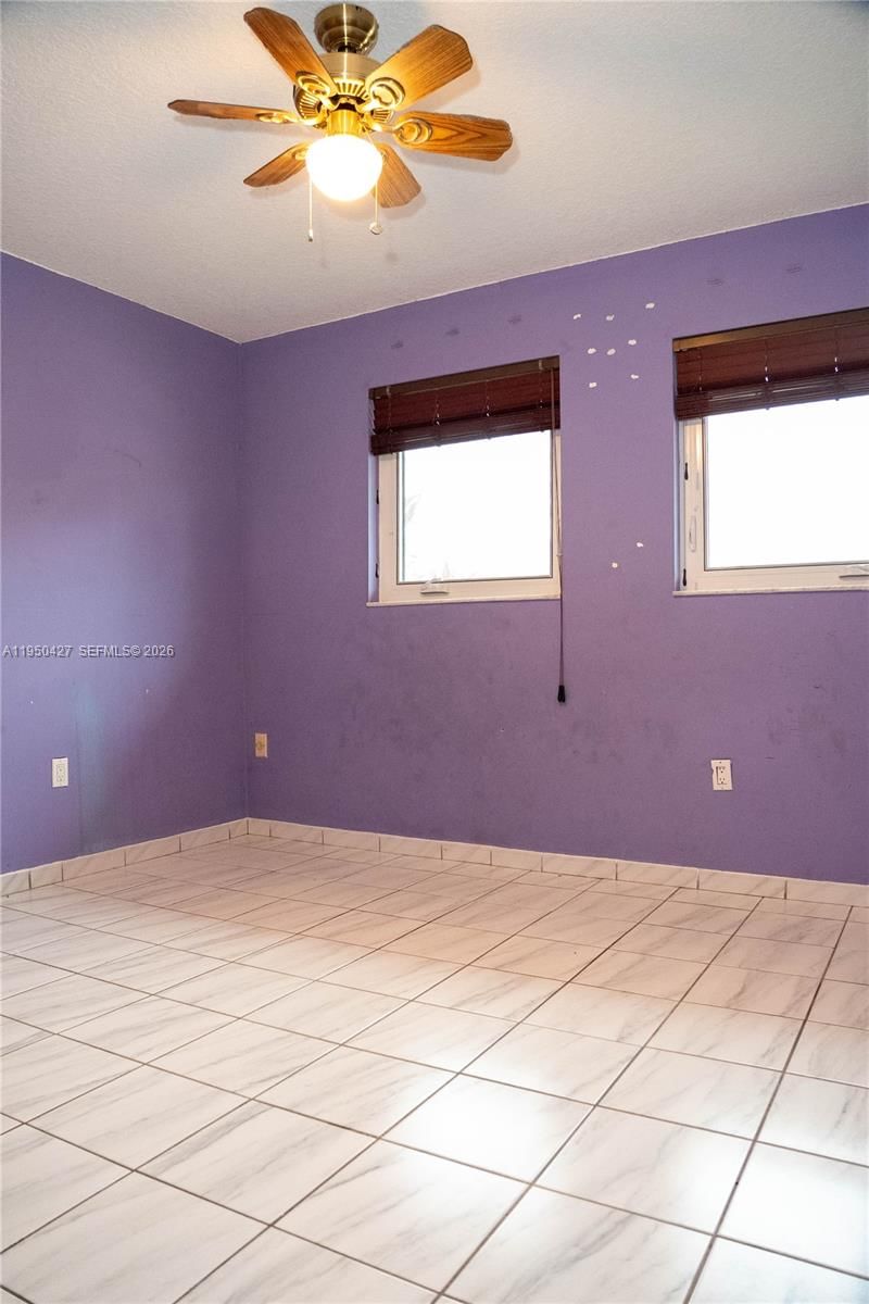 Real estate property located at 3700 139th Ave, Miami-dade, Bird Villas Sub 1st Addn, Miami, FL