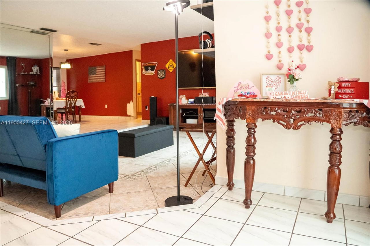Real estate property located at 3700 139th Ave, Miami-dade, Bird Villas Sub 1st Addn, Miami, FL