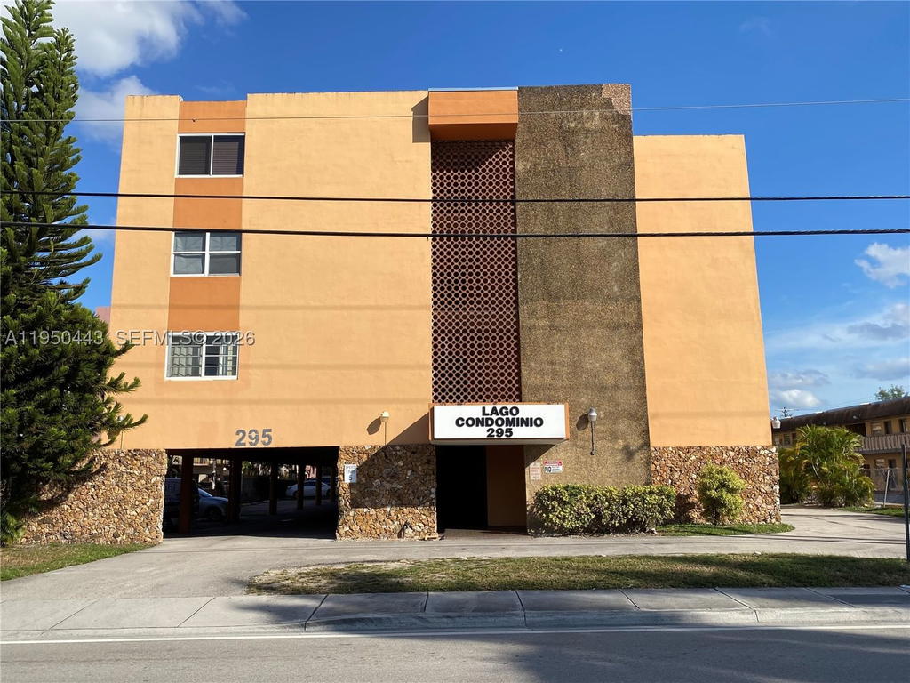 Real estate property located at 295 72nd Ave #304, Miami-dade, Lago Condo, Miami, FL