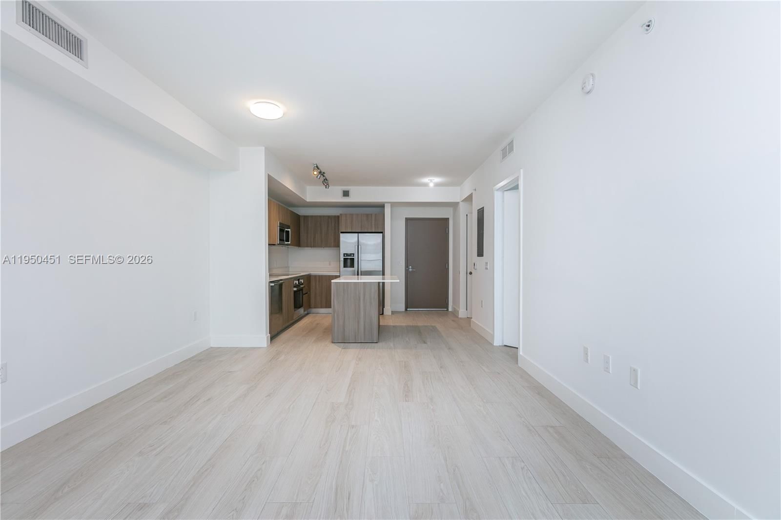 Real estate property located at 201 17th Rd #303, Miami-dade, Cassa Brickell Condo, Miami, FL