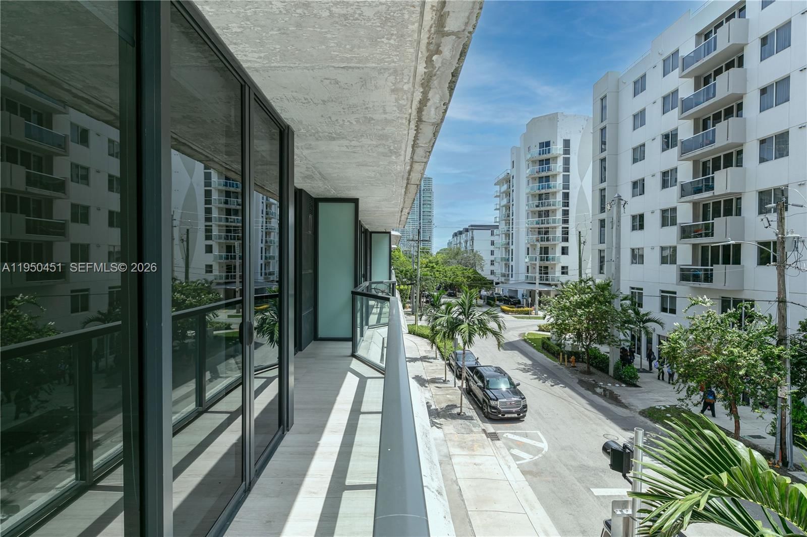 Real estate property located at 201 17th Rd #303, Miami-dade, Cassa Brickell Condo, Miami, FL