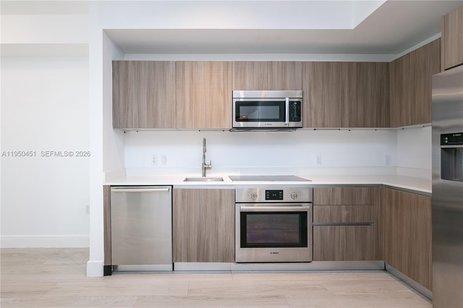 Real estate property located at 201 17th Rd #303, Miami-dade, Cassa Brickell Condo, Miami, FL