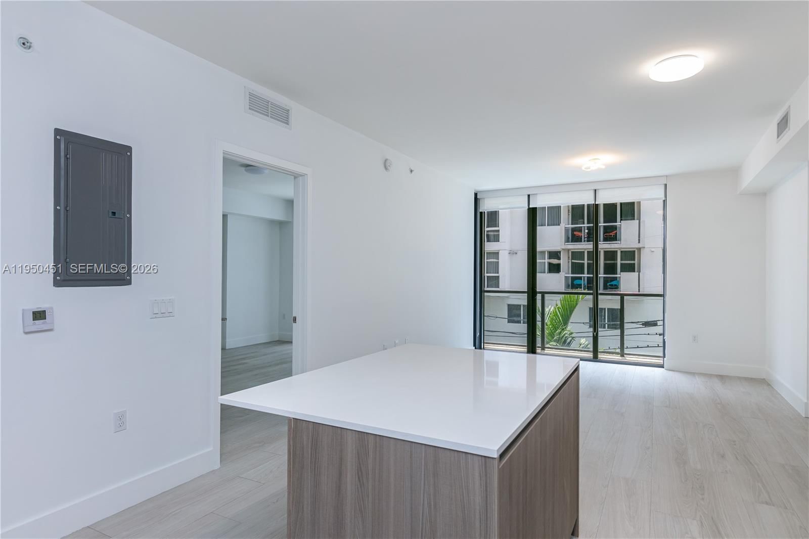 Real estate property located at 201 17th Rd #303, Miami-dade, Cassa Brickell Condo, Miami, FL
