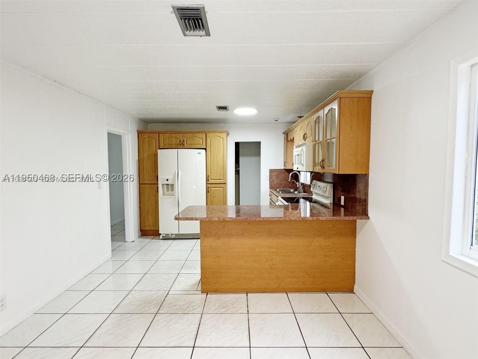 Real estate property located at 2982 95th St, Miami-dade, The Tropics Amd, Miami, FL