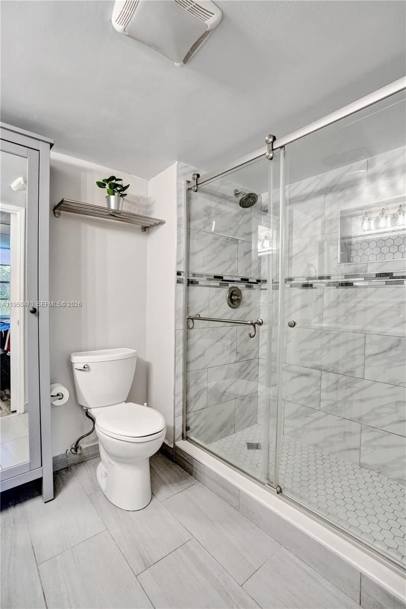 Real estate property located at 9451 Live Oak Pl #102, Broward, Live Oak Condo Ten, Davie, FL