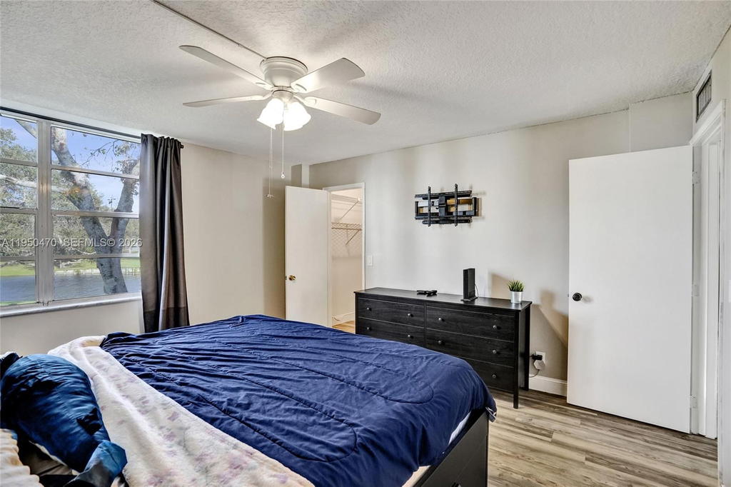 Real estate property located at 9451 Live Oak Pl #102, Broward, Live Oak Condo Ten, Davie, FL