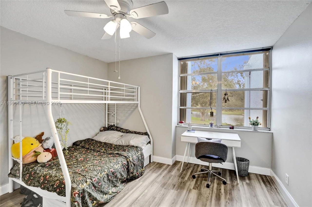 Real estate property located at 9451 Live Oak Pl #102, Broward, Live Oak Condo Ten, Davie, FL