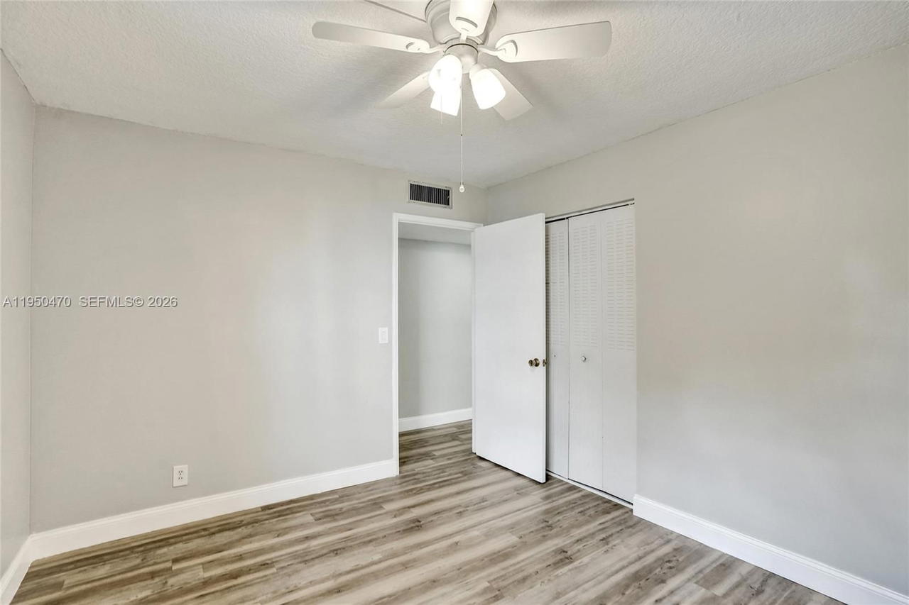 Real estate property located at 9451 Live Oak Pl #102, Broward, Live Oak Condo Ten, Davie, FL