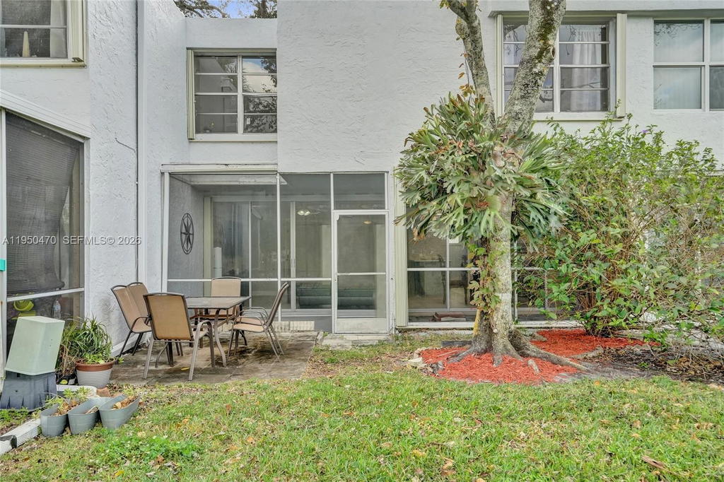 Real estate property located at 9451 Live Oak Pl #102, Broward, Live Oak Condo Ten, Davie, FL