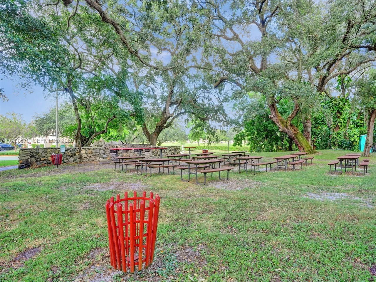 Real estate property located at 9451 Live Oak Pl #102, Broward, Live Oak Condo Ten, Davie, FL