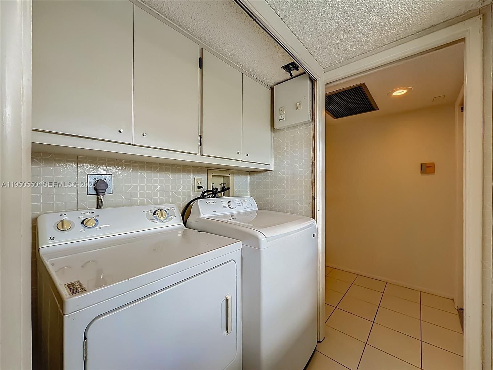 Real estate property located at 806 Cypress Grove Ln #303, Broward, No 124 Palm-aire Country, Pompano Beach, FL