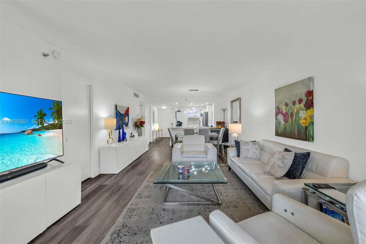 Real estate property located at 3910 Inverrary Blvd #503-B, Broward, 18th Hole At Inverrary Co, Lauderhill, FL