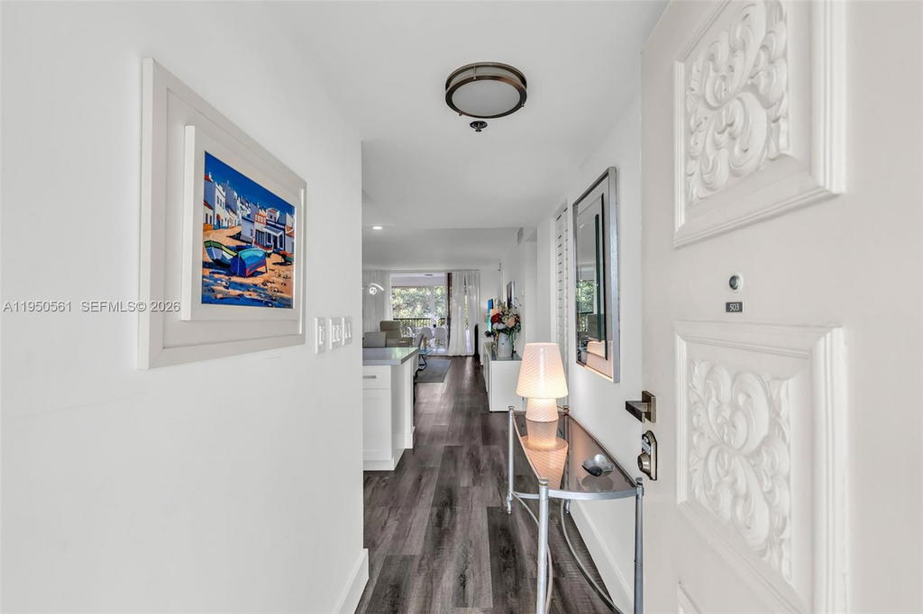 Real estate property located at 3910 Inverrary Blvd #503-B, Broward, 18th Hole At Inverrary Co, Lauderhill, FL