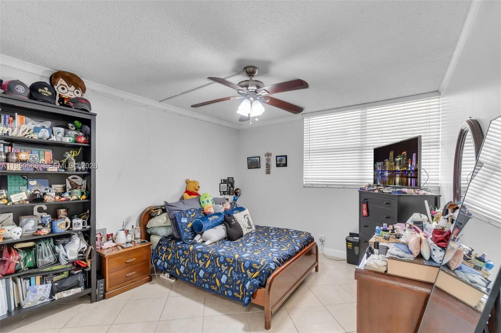 Real estate property located at 7080 Environ Blvd #226, Broward, Condominium 3 Of Environ, Lauderhill, FL