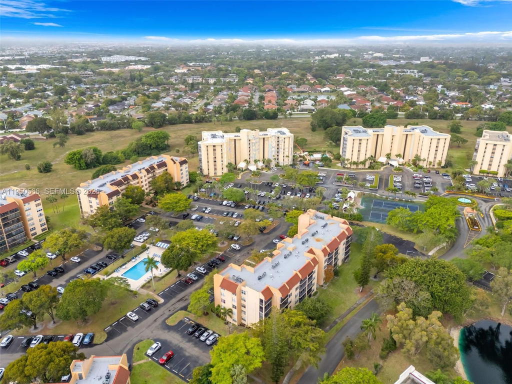 Real estate property located at 7080 Environ Blvd #226, Broward, Condominium 3 Of Environ, Lauderhill, FL