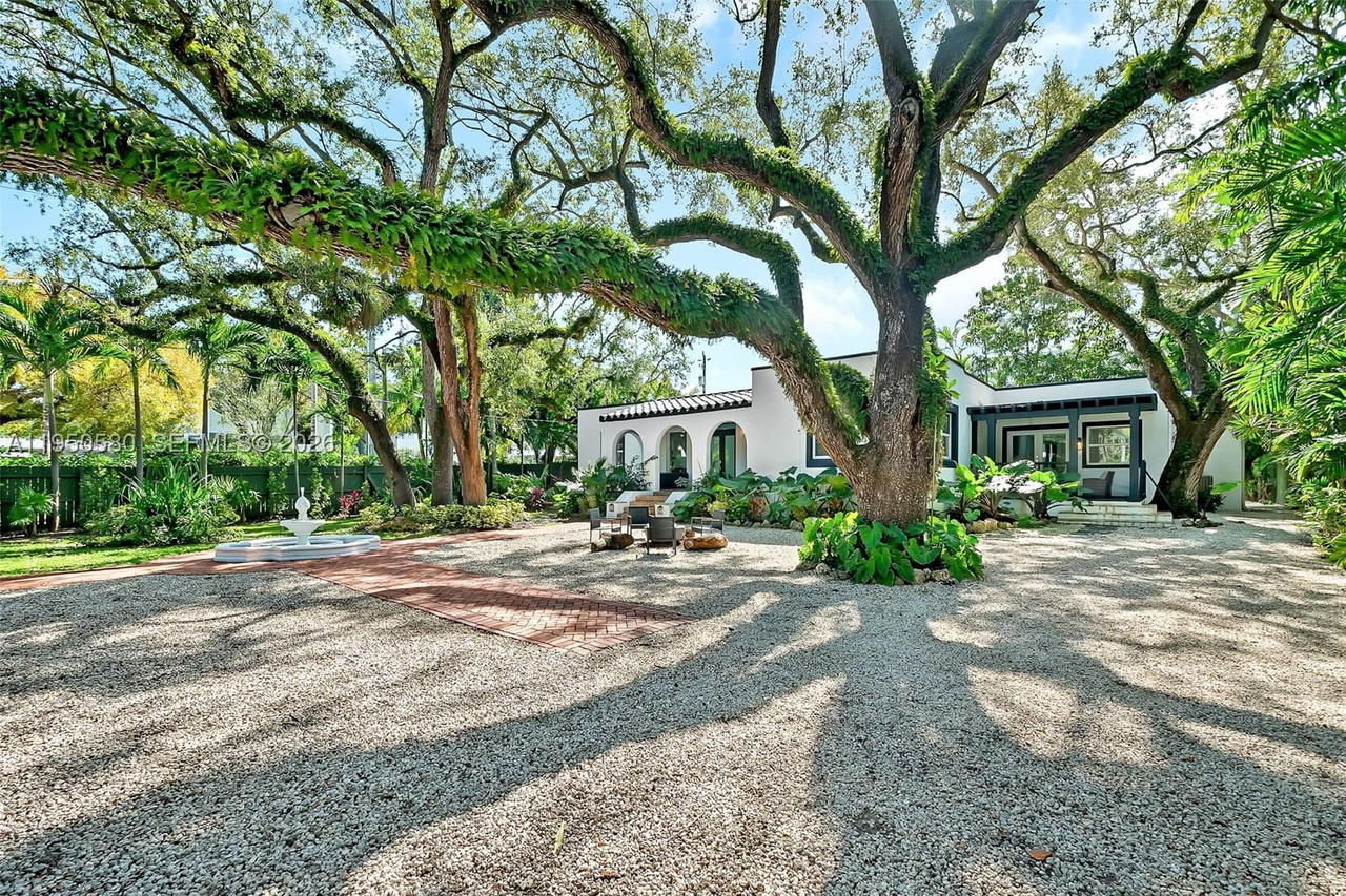 Real estate property located at 1702 Espanola Dr, Miami-dade, Espanola Heights, Miami, FL