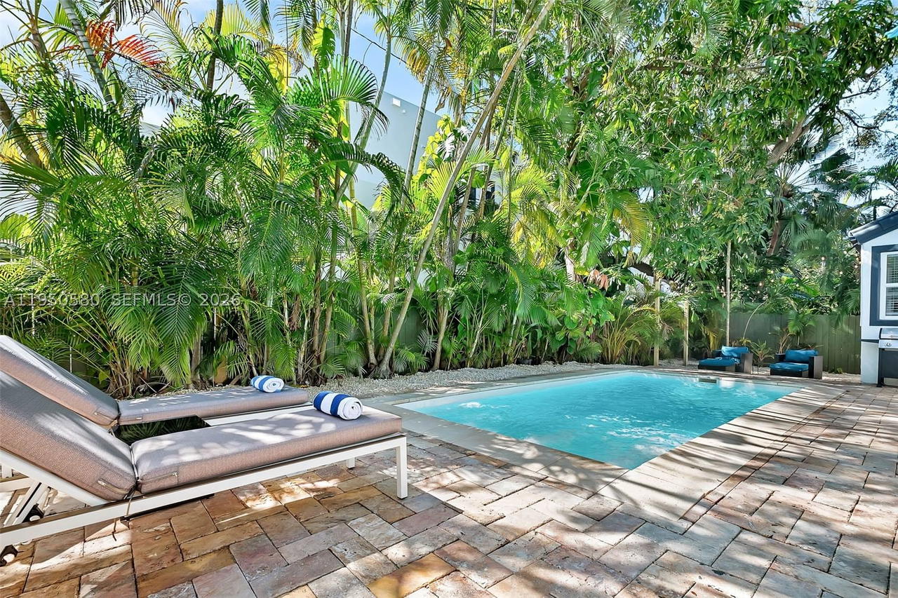 Real estate property located at 1702 Espanola Dr, Miami-dade, Espanola Heights, Miami, FL