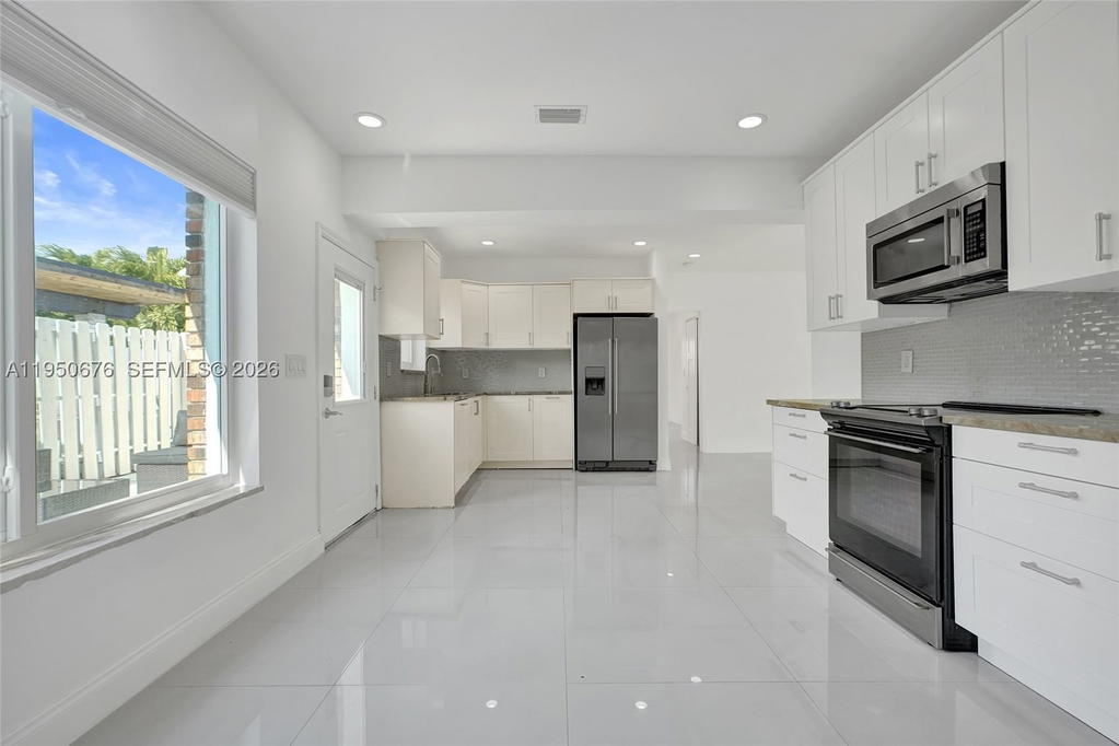 Real estate property located at 1995 Hibiscus Dr, Miami-dade, Keystone Point Sec 2, North Miami, FL