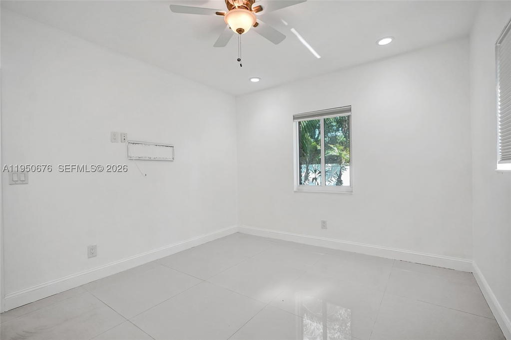 Real estate property located at 1995 Hibiscus Dr, Miami-dade, Keystone Point Sec 2, North Miami, FL