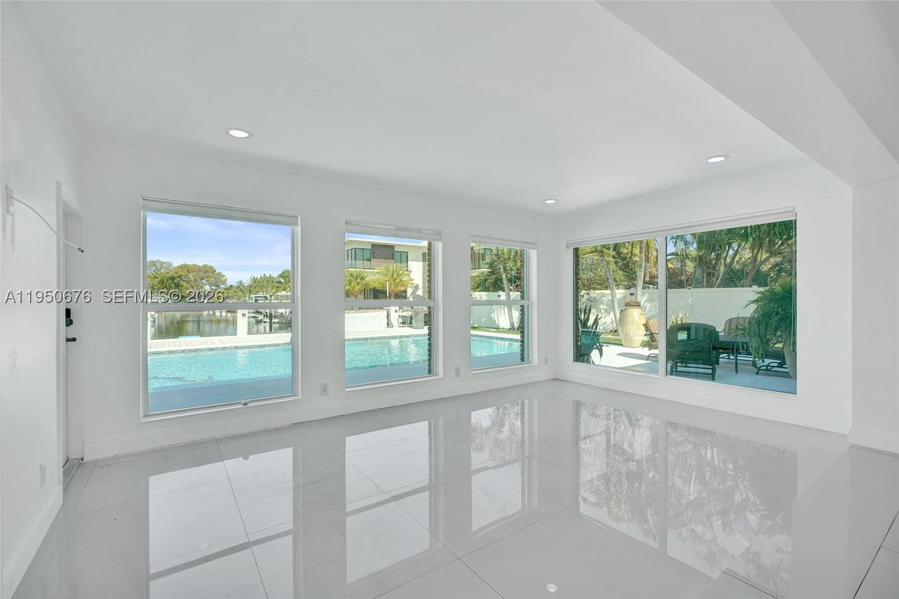 Real estate property located at 1995 Hibiscus Dr, Miami-dade, Keystone Point Sec 2, North Miami, FL