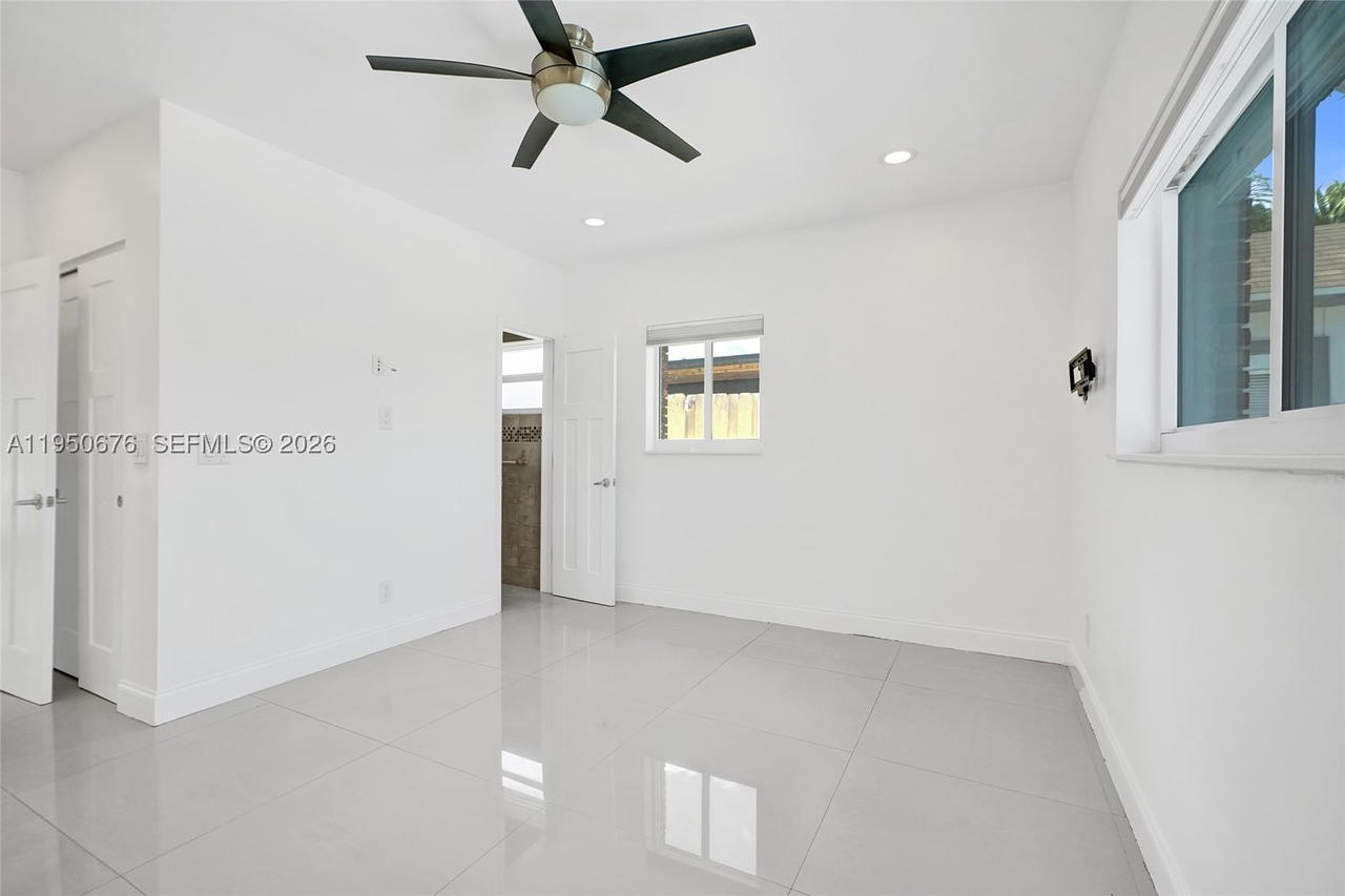 Real estate property located at 1995 Hibiscus Dr, Miami-dade, Keystone Point Sec 2, North Miami, FL