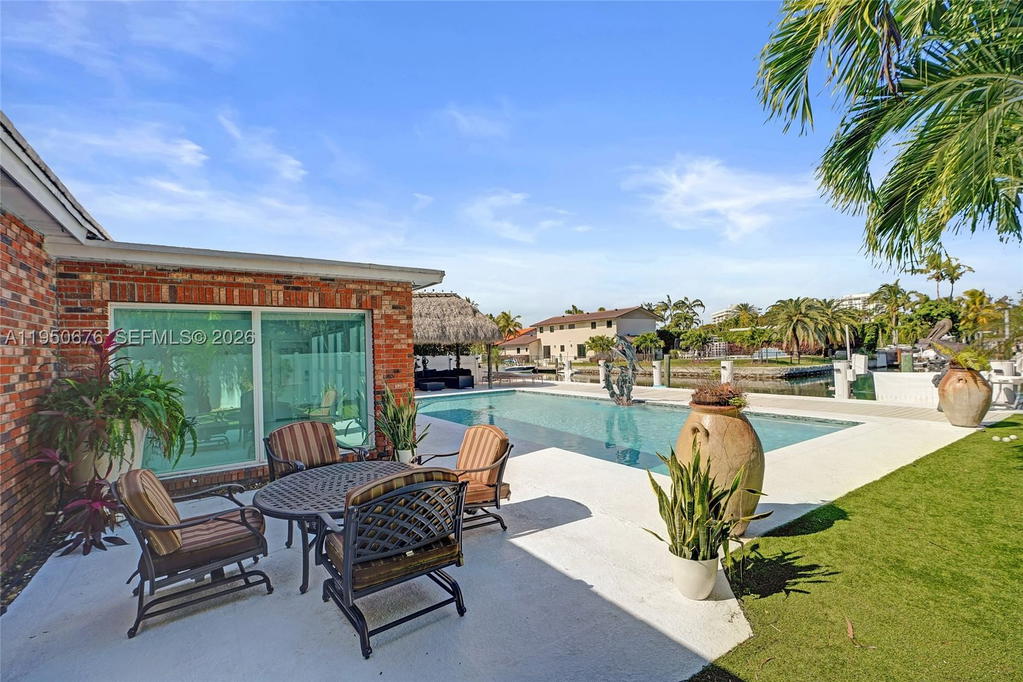 Real estate property located at 1995 Hibiscus Dr, Miami-dade, Keystone Point Sec 2, North Miami, FL