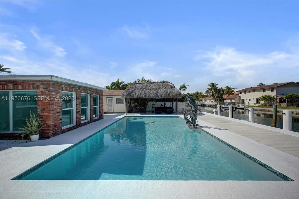 Real estate property located at 1995 Hibiscus Dr, Miami-dade, Keystone Point Sec 2, North Miami, FL