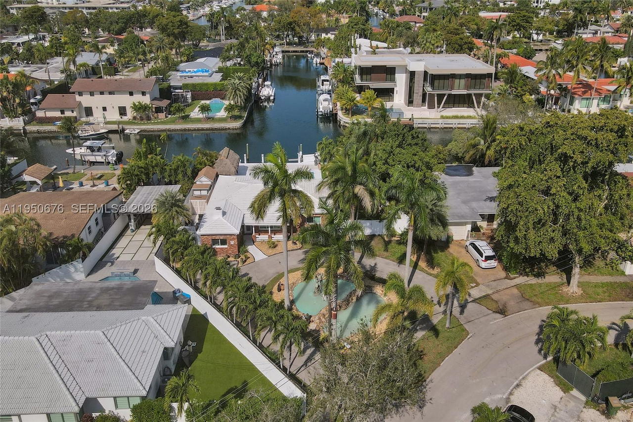 Real estate property located at 1995 Hibiscus Dr, Miami-dade, Keystone Point Sec 2, North Miami, FL