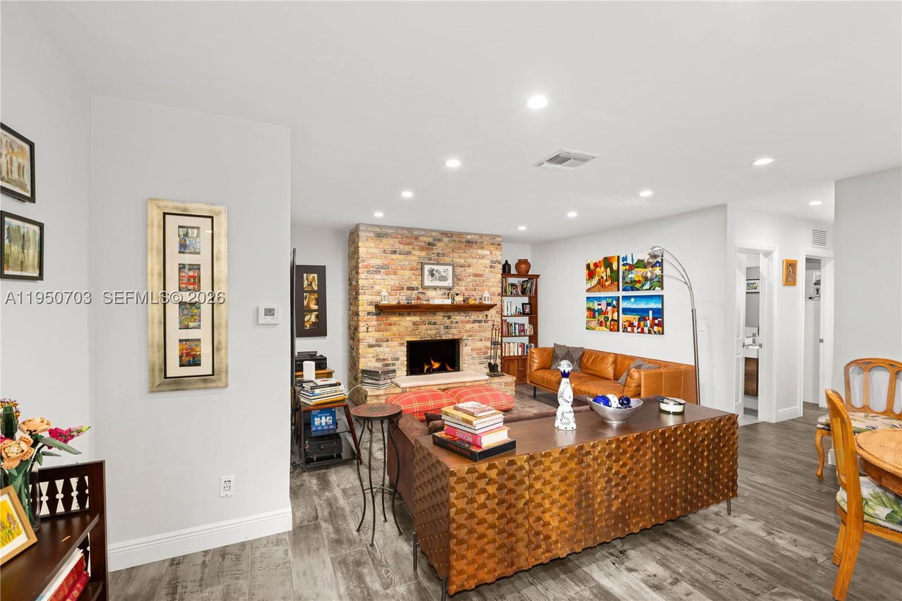 Real estate property located at 6809 Mentone St, Miami-dade, Coral Gables Riviera Sec, Coral Gables, FL