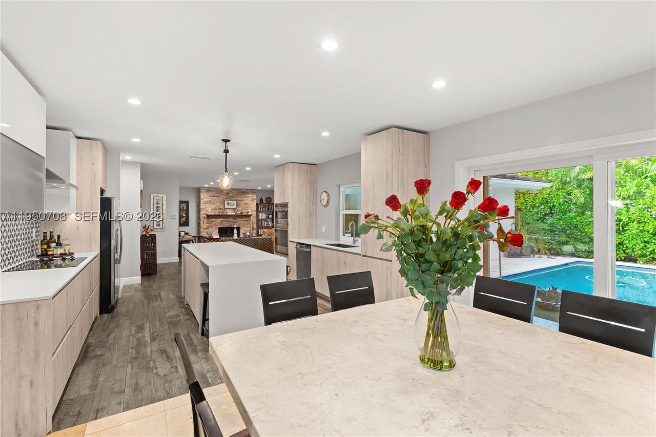 Real estate property located at 6809 Mentone St, Miami-dade, Coral Gables Riviera Sec, Coral Gables, FL