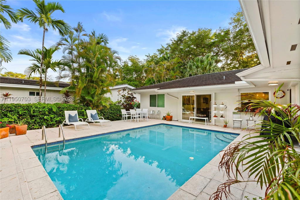 Real estate property located at 6809 Mentone St, Miami-dade, Coral Gables Riviera Sec, Coral Gables, FL