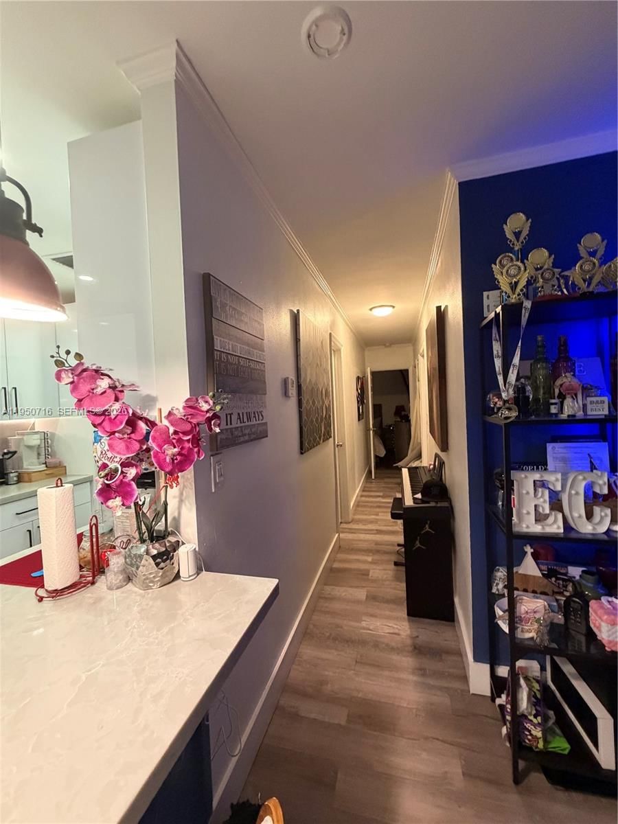 Real estate property located at 1011 212th Ter, Miami-dade, Ives Estates Sec 5, Miami, FL