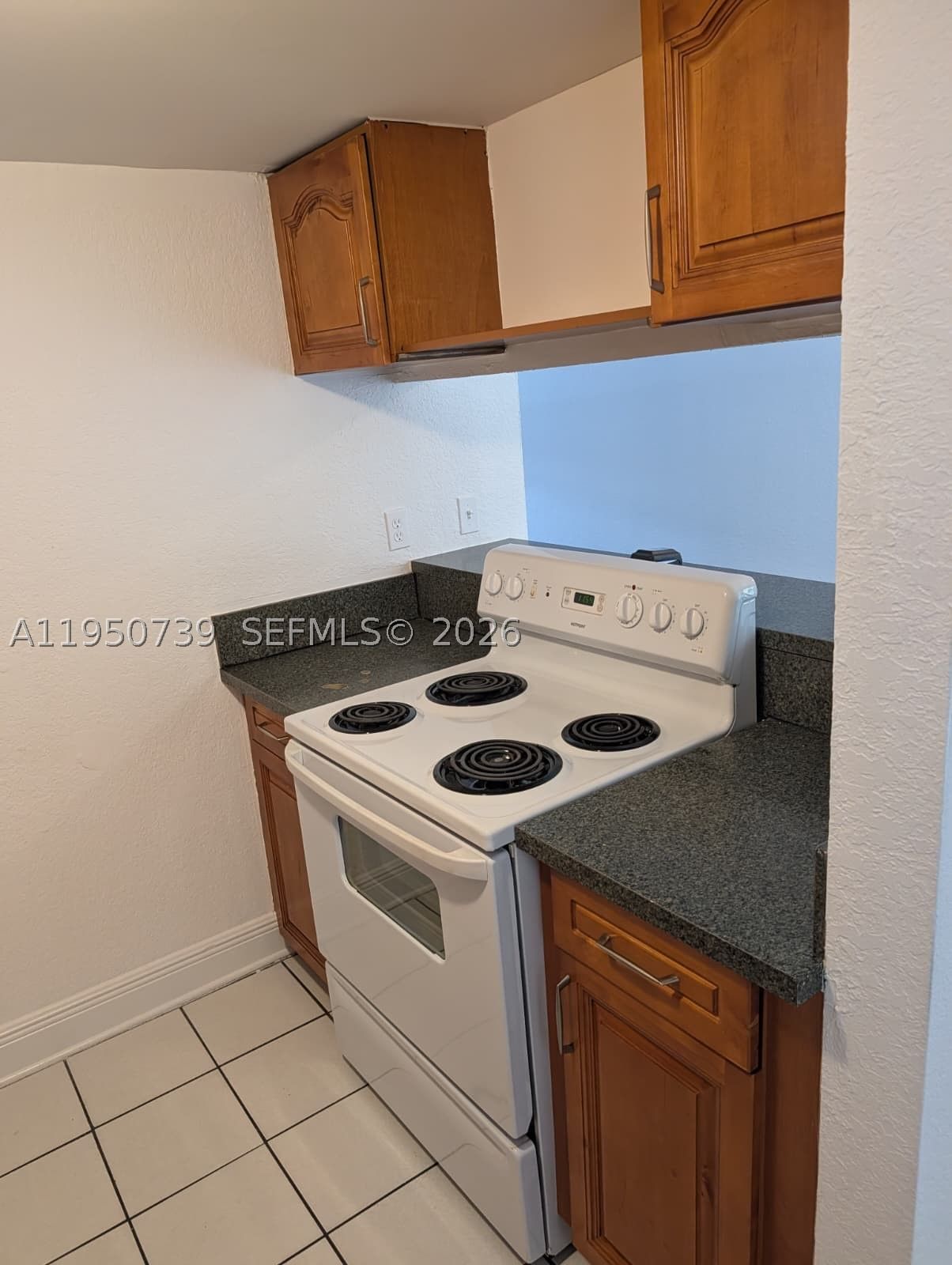 Real estate property located at 235 Antilla Ave #4, Miami-dade, 235 Antilla Condo, Coral Gables, FL